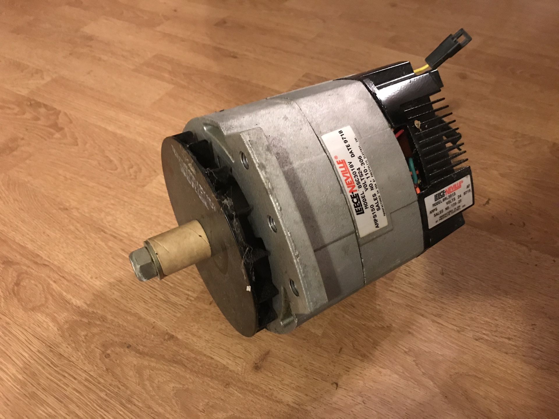150 amp 24 volt Leese Neville alternator