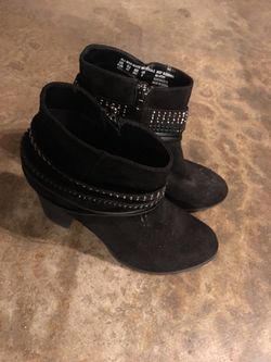 Woman’s black boots Sz:9.5