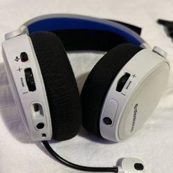Steel Series Arctis 7  Wireless Gaming Headset 