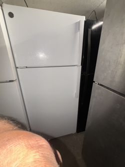 Ge Refrigerator On Good Working Condition