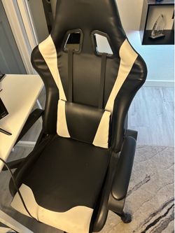 Gaming chair