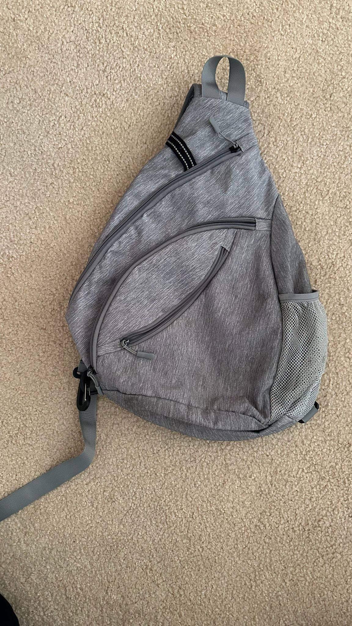 OSOCE Sling Backpack Crossbody Shoulder Bag Gray Zip
