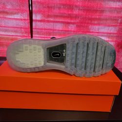 Brand New Nike Flyknit Air Max