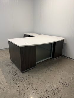 Nextgen tuxedo desk