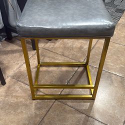 One Piece Bar Stool