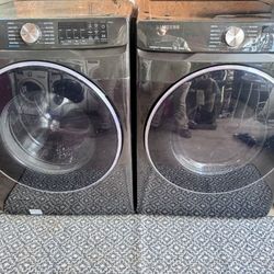 Black washer and dryer set