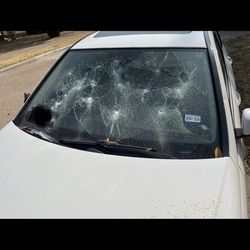 Auto Glass Replacement 