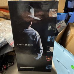Garth Brooks The Limited Series 6 C.D. Box Set From 1998