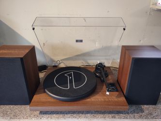 Bluetooth turntable setup. Free Records