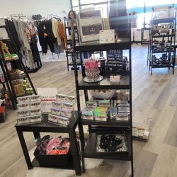 Hair Bundles And Eyelashes