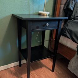 Night Stand - Side Table 