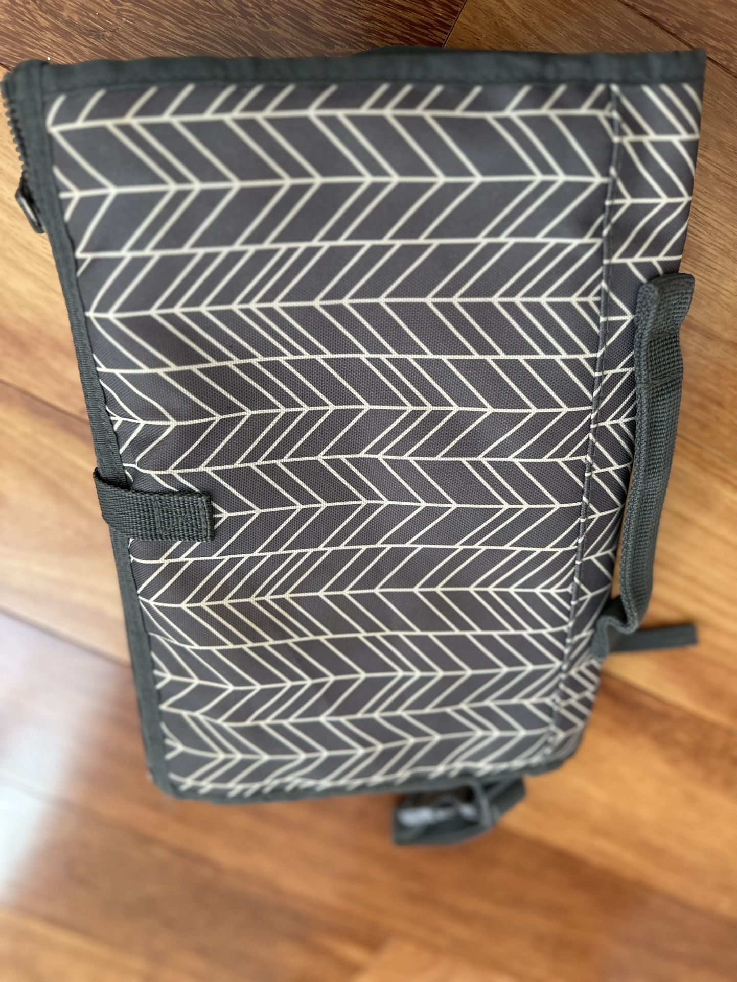 Skip Hop Changing Pad & Wet/Dry Bag