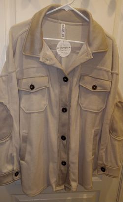 Zenana Outfitters Cottonwood beige fleece shacket