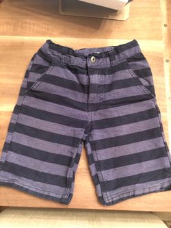 Boys shorts size 5 Calvin Klein