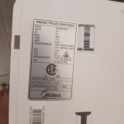 WINDOW TYPE AIR CONDITIONER 