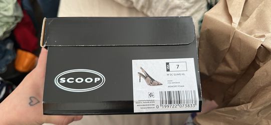 Woman shoes