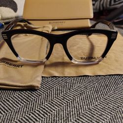 Burberry Glasses 