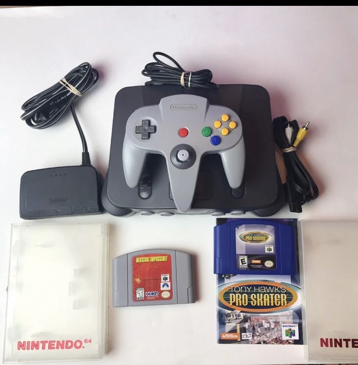 Nintendo n64 console with 2 games