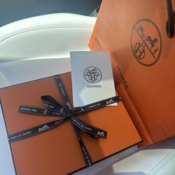 Hermes Evelyne TPM 16 Black Gold Hardware Handbag