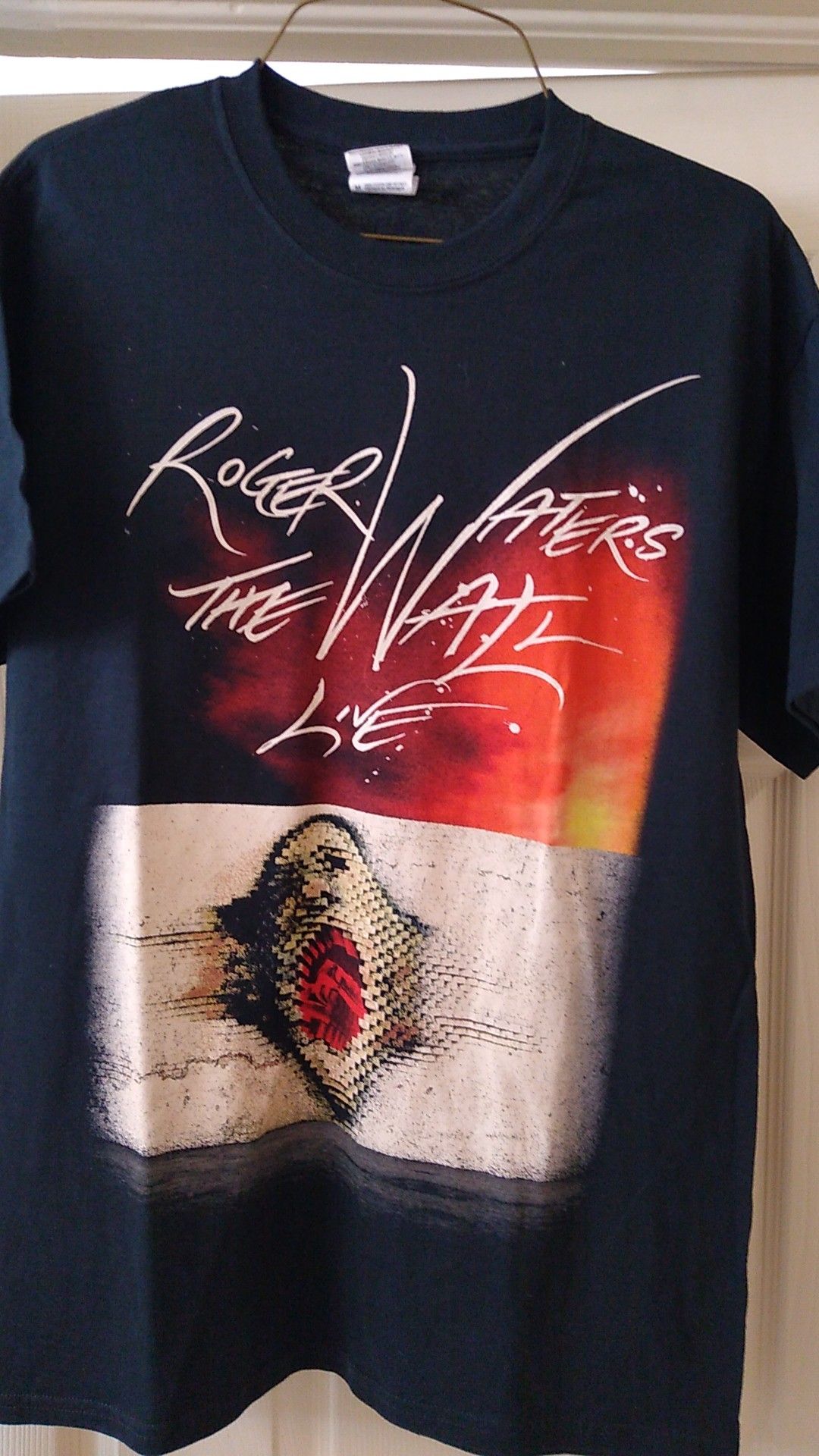 Roger Waters concert tour t shirt