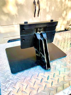 UNIVERSAL TV STAND/HOLDER (withstand up to 86” TV)