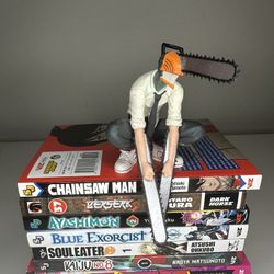 Chainsaw Man sitting figure 