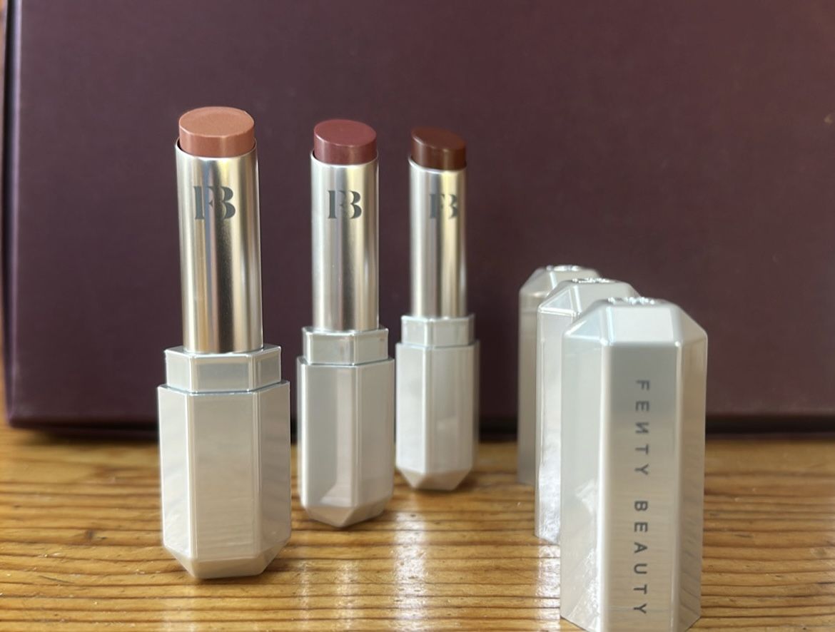 FENTY BEAUTY SLIP SHINE
