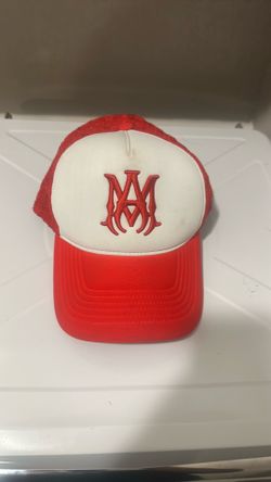 Amiri hat