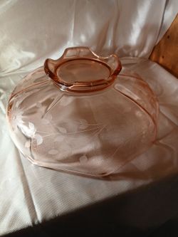 Pink depression glass bowl