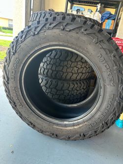 4 Mickey Thompson Baja Boss A/T