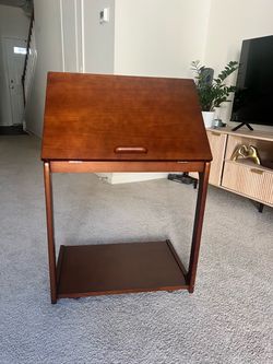 Rolling C Table with Laptop Stand Adjustable Desktop Portable Side Table for Dorm Room Essentials Apartment Bedroom Living Room
