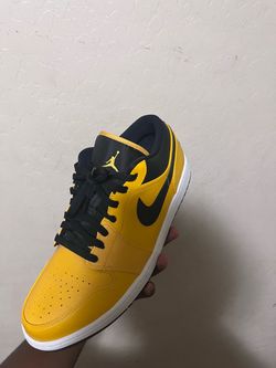 Air Jordan 1 Low Yellow Black Sneaker