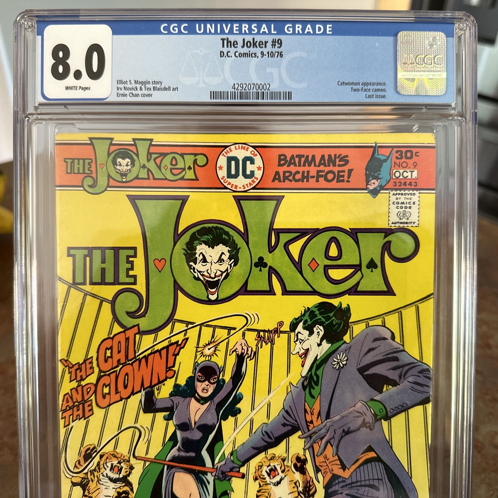 The Joker #9 CGC 8.0 Last Issue in Series Catwoman And Two-Face Appearances