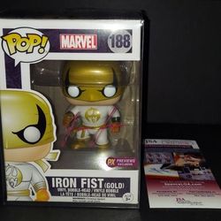 🔥Finn Jones autographed Funko JSA COA 🔥