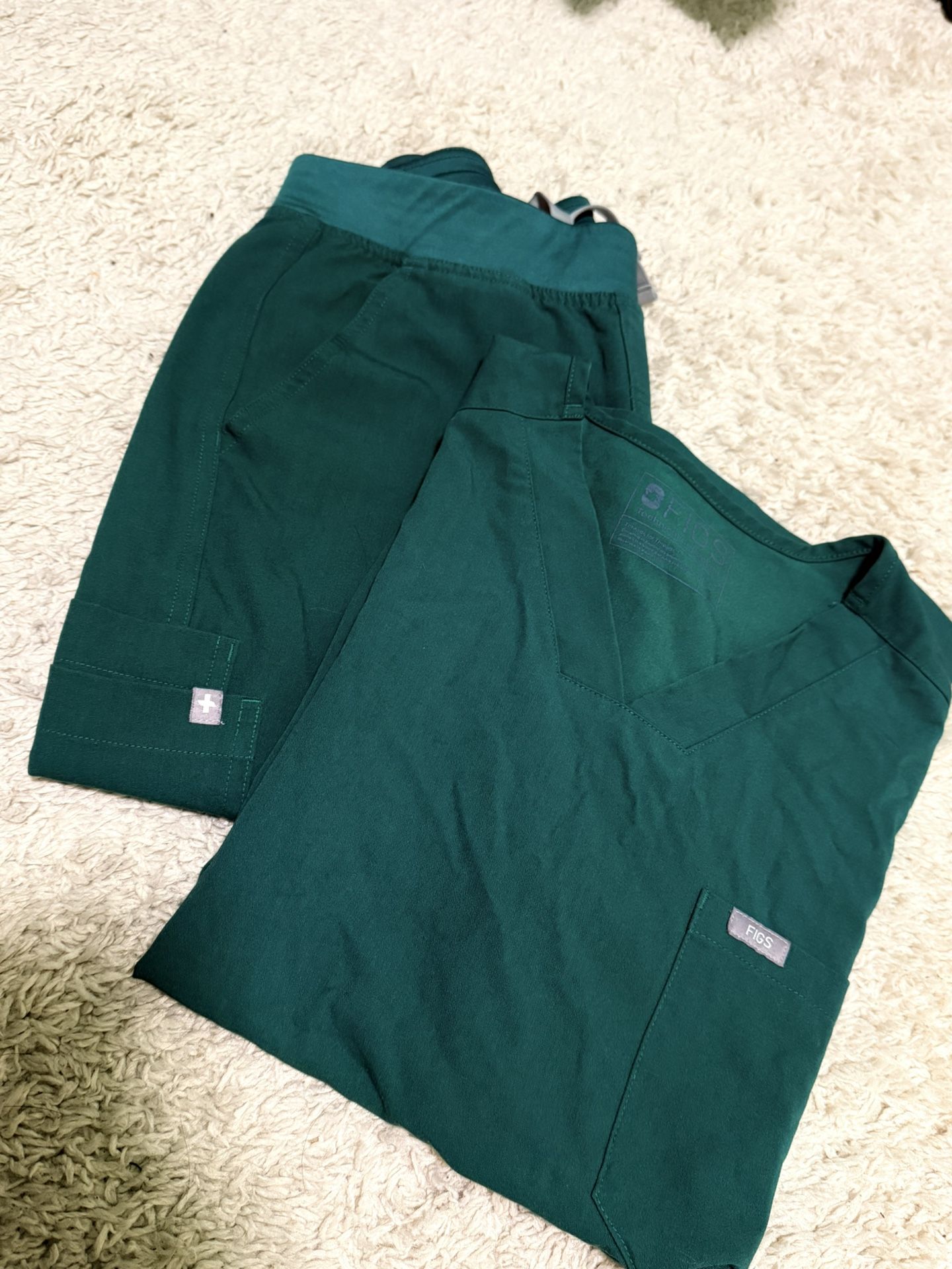 FIGS SCRUBS (color: GREEN)