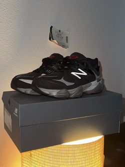 New Balance 9060 | Black/Grey | Size 7Y