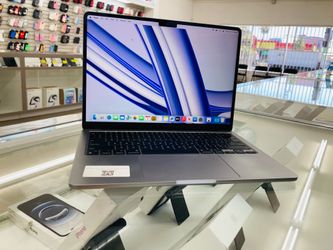 MacBook Air m2 8gb ram 256gb ssd