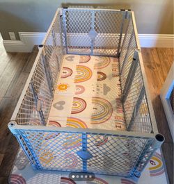 6 panel Baby or pet Playpen