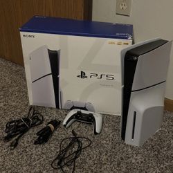 Brand New Sony Playstation 5 Disc Bundle With Headset And Controller 
