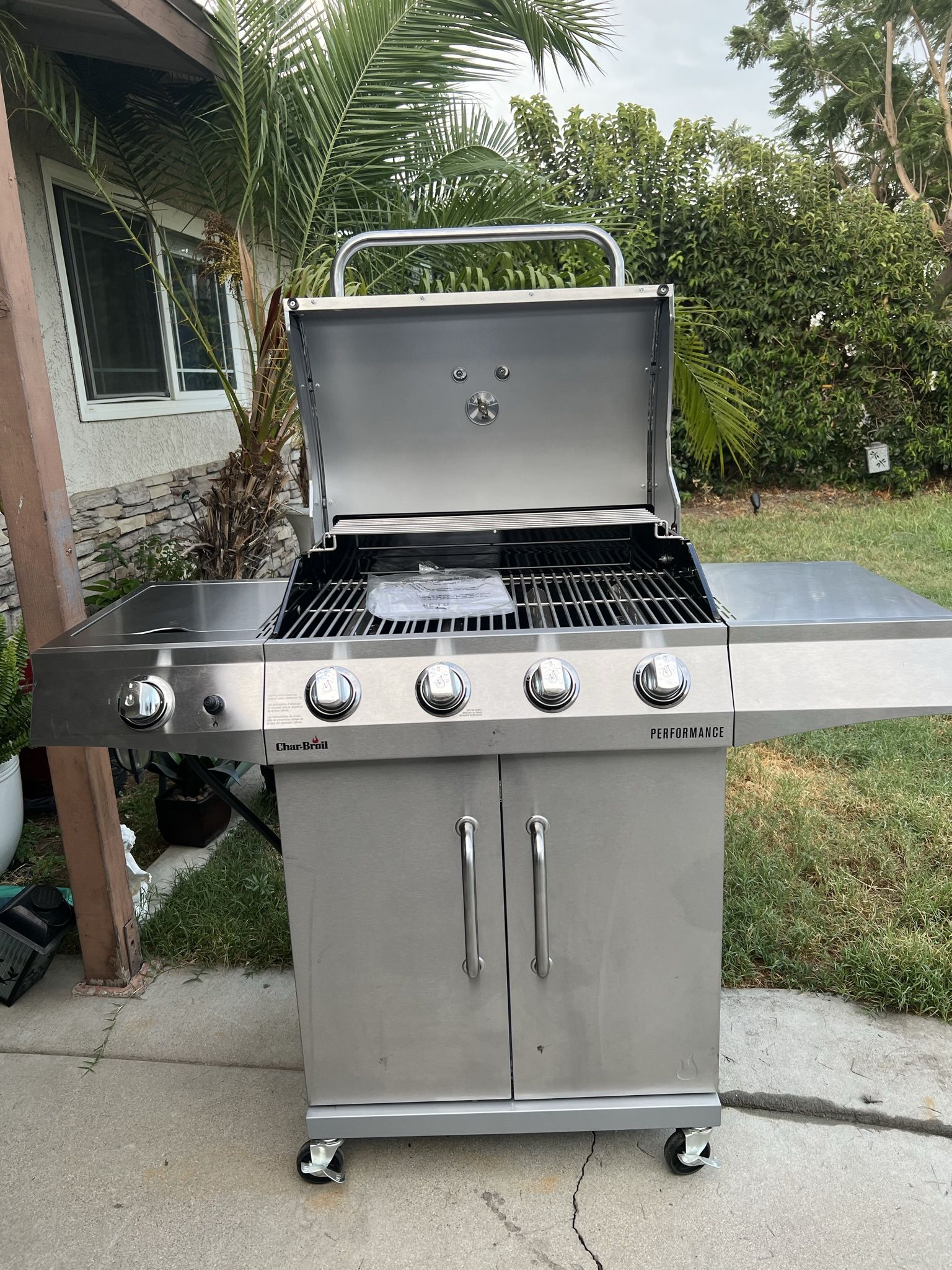 Char Broil Performance Series Silver Burner Liquid Propane Gas