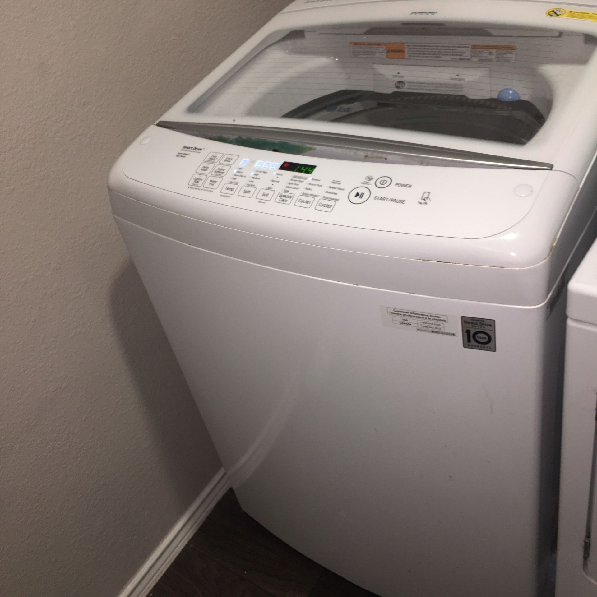 Washer and Dryer Non Matching Set!!