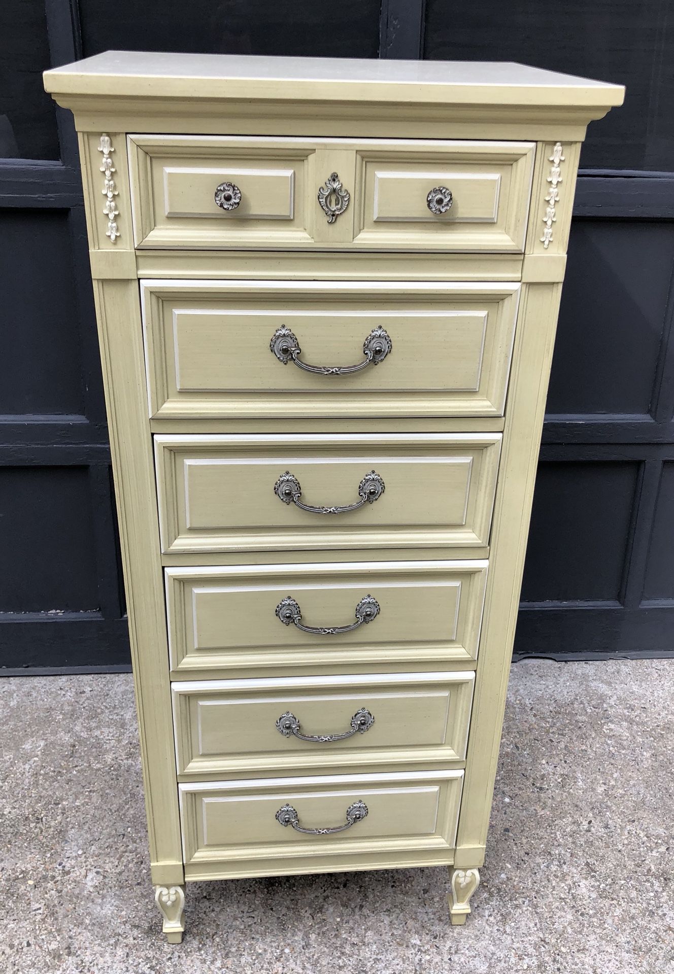 Vintage Lingerie chest of drawers