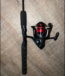 Ugly Stik GX2 Fishing Rod 5’ with Penn Pursuit IV Spinning Reel