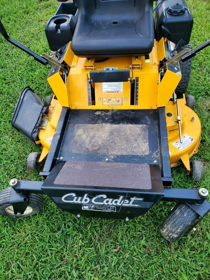 Cub Cadet Zero Trun Mower