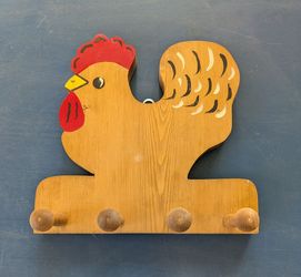 Chicken Wall Hook Holder Decor Handmade 4 Wood Hooks 8 x 7 5/8  Vintage