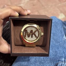 MK Watch For 120$
