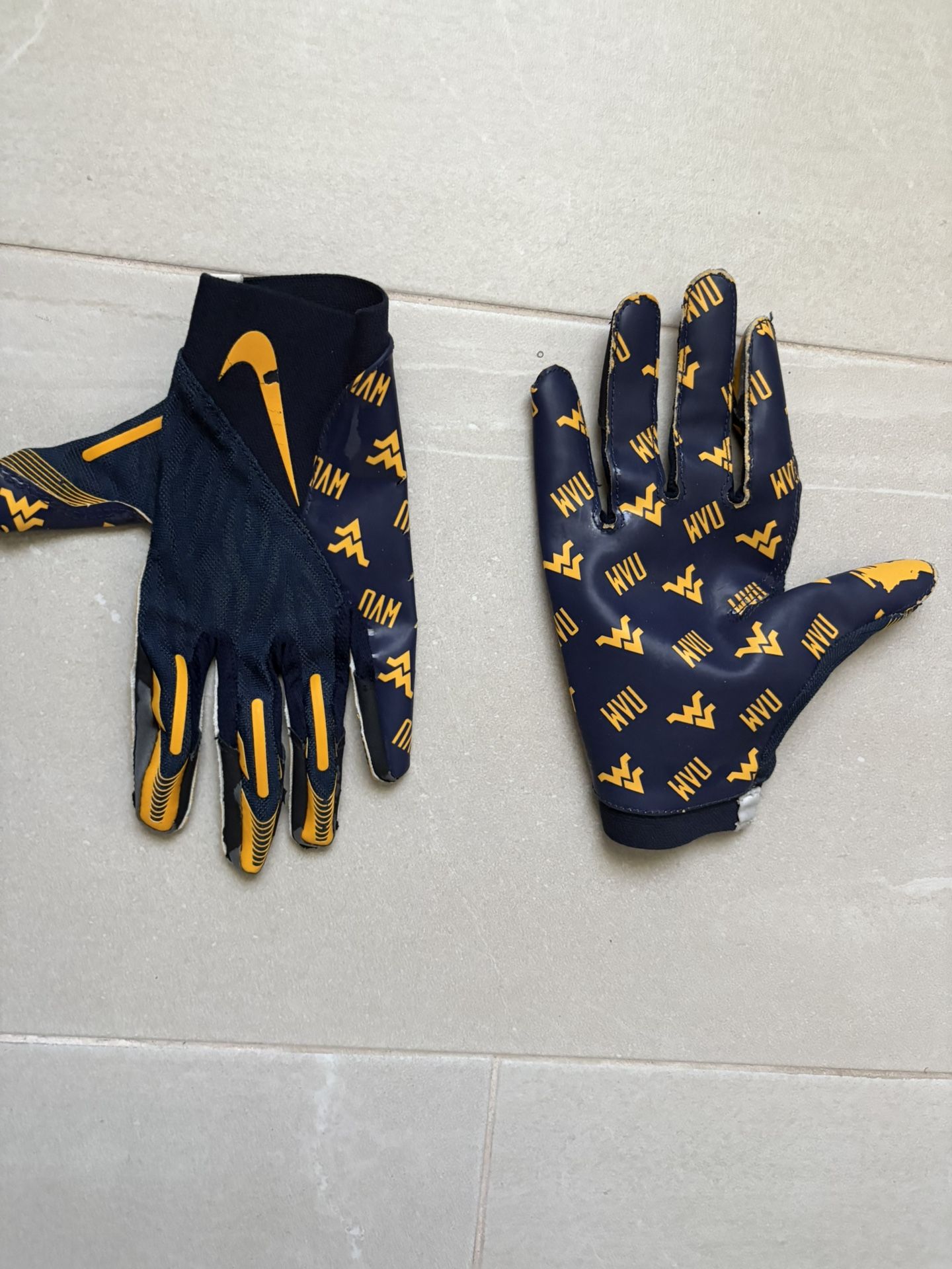 Wv gloves