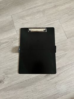 Bifold clipboard