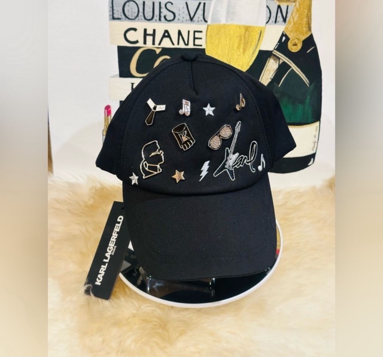 KARL LAGERFELD Paris Black Logo Cate Pins Charms Baseball Cap Adjustable Strap