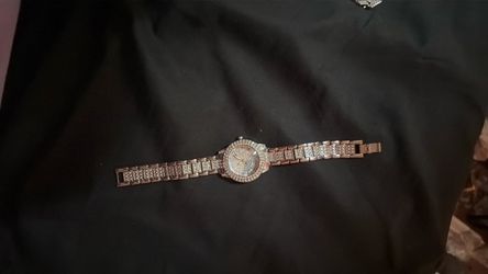 Women’s diamond watch